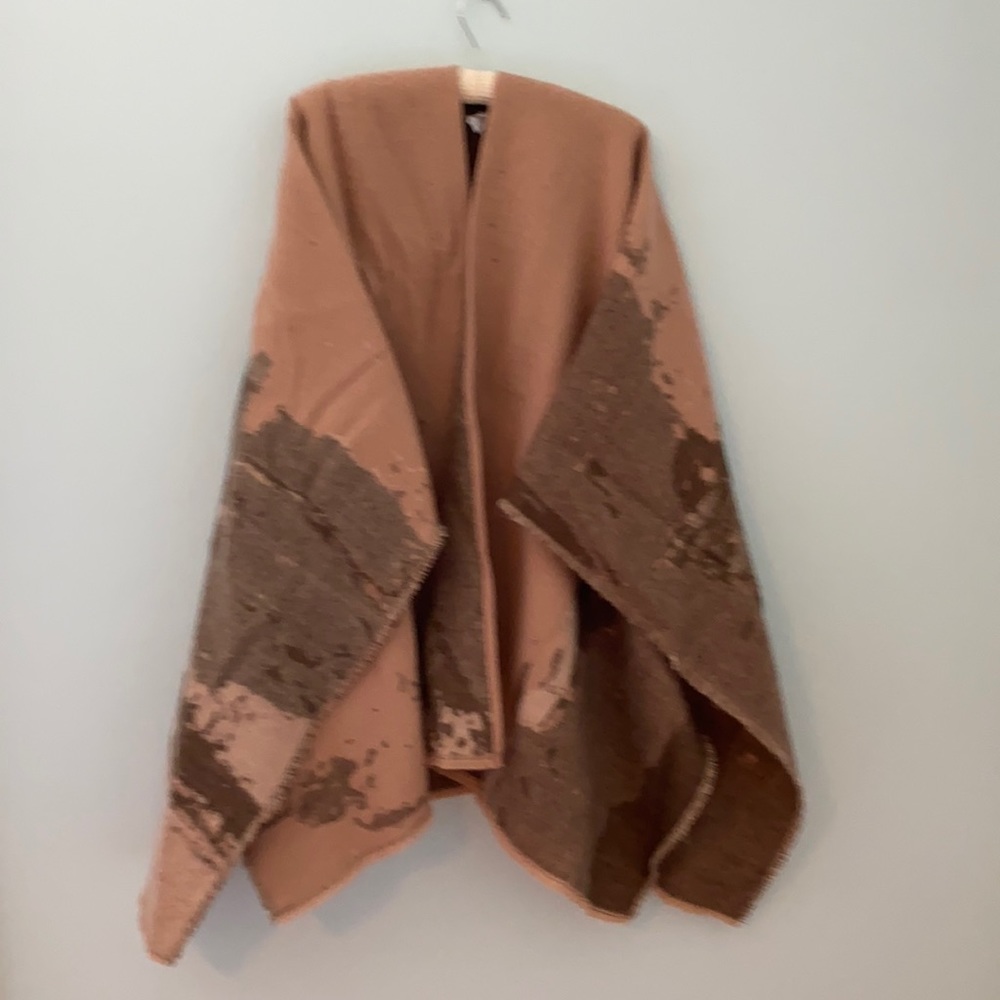 Anne Klein Poncho/Wrap